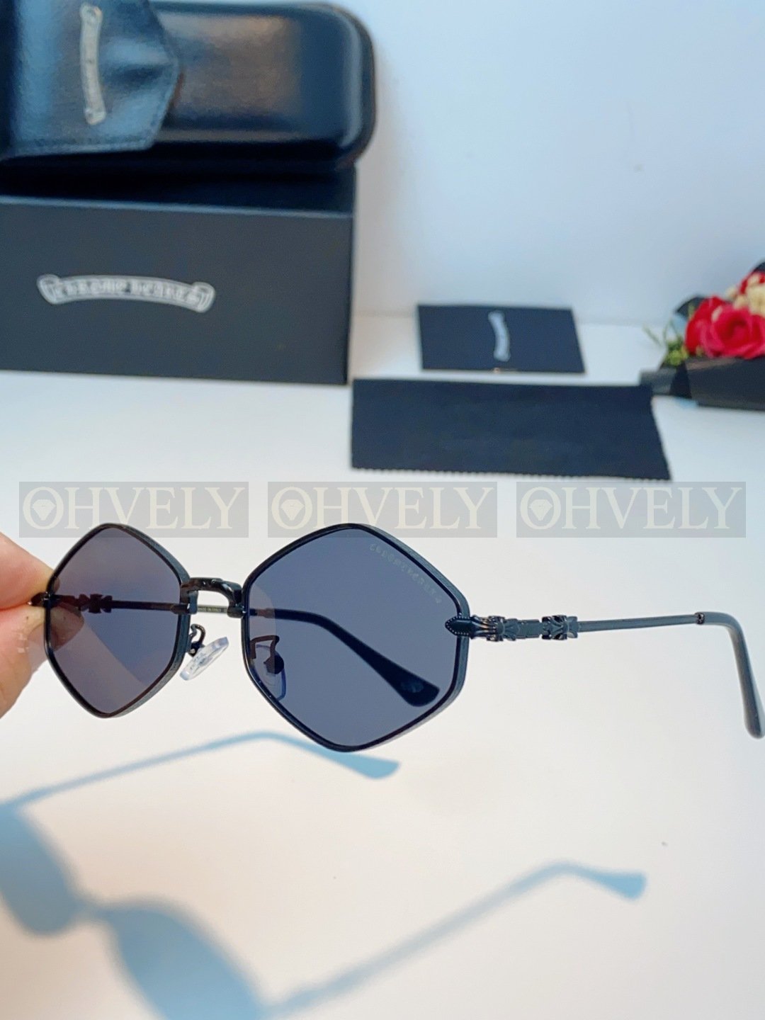 CHROME HEARTS  크롬하츠 다이아몬드 독 선글라스 상품 썸네일