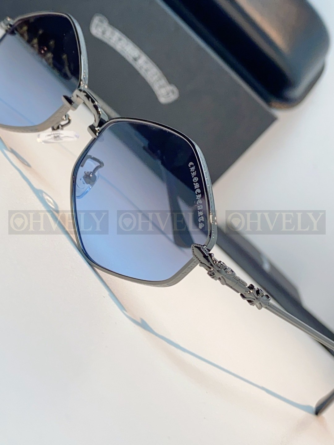 CHROME HEARTS  크롬하츠 다이아몬드 독 선글라스 상품 썸네일