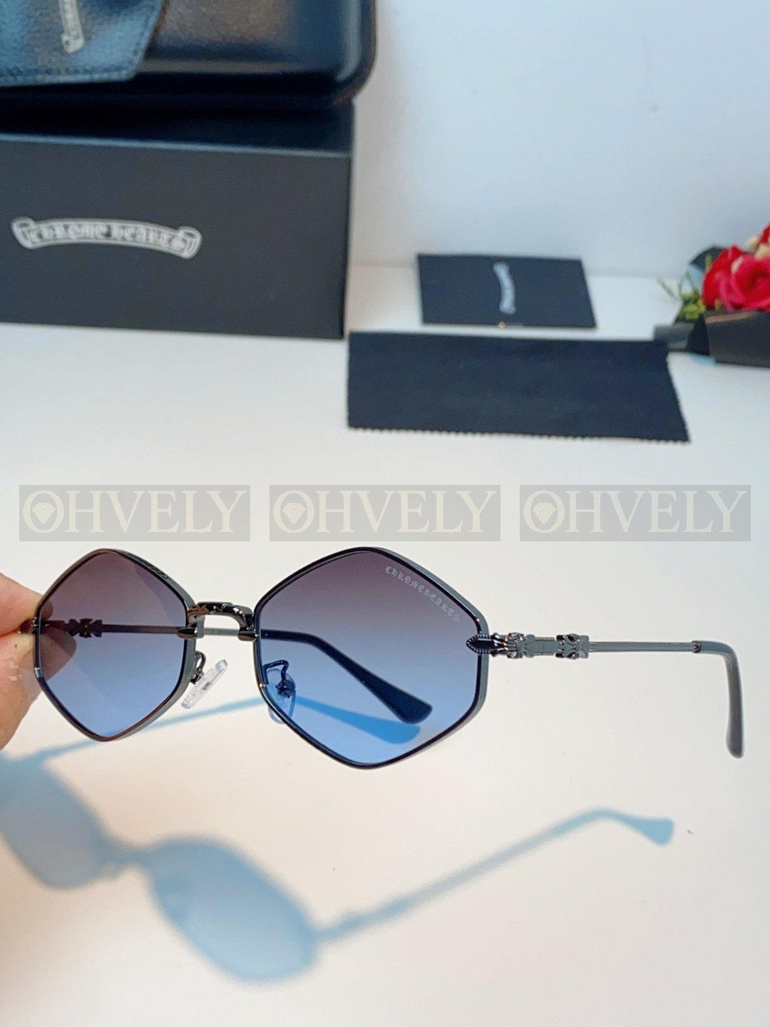 CHROME HEARTS  크롬하츠 다이아몬드 독 선글라스 상품 썸네일