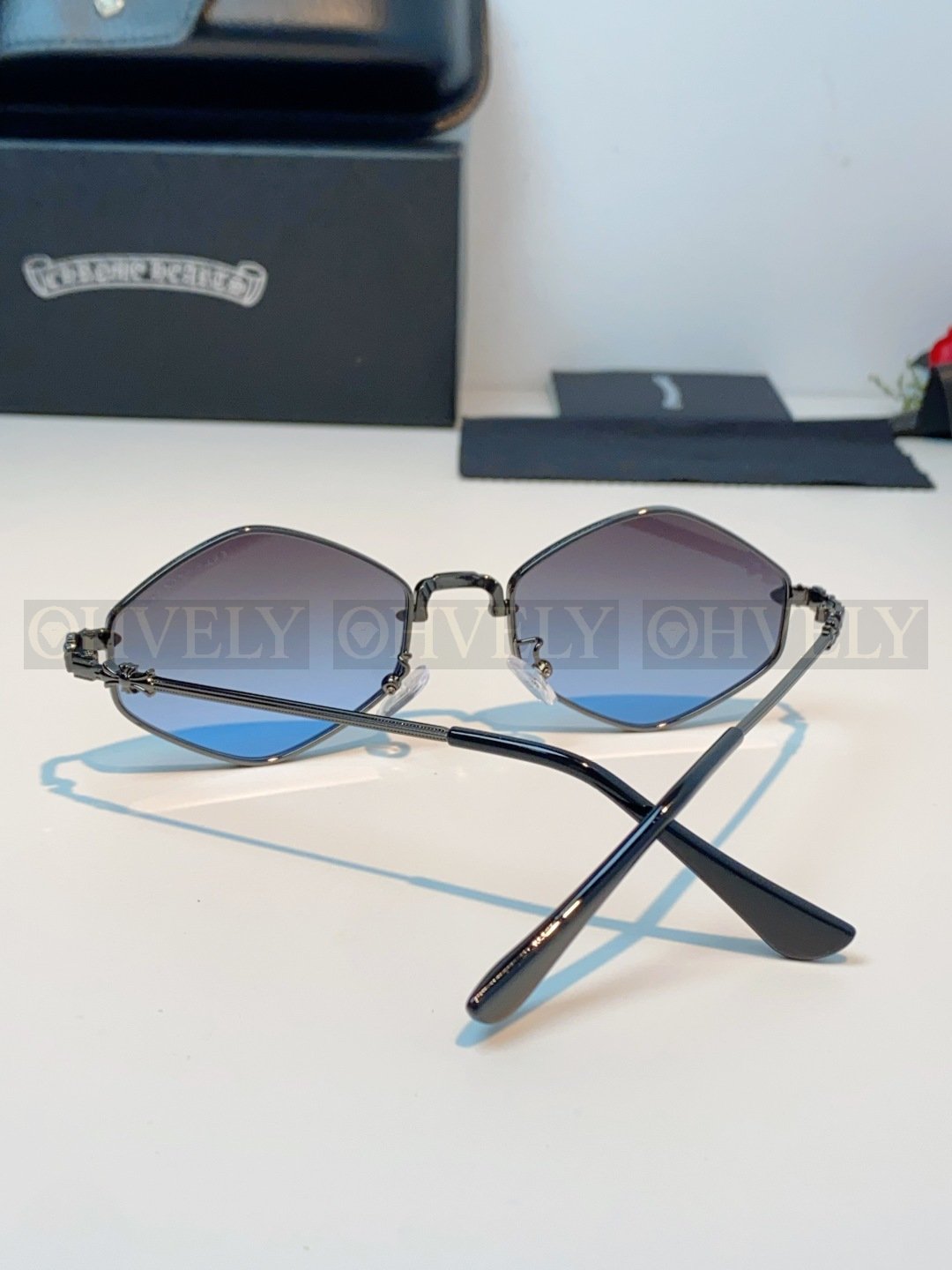 CHROME HEARTS  크롬하츠 다이아몬드 독 선글라스 상품 썸네일