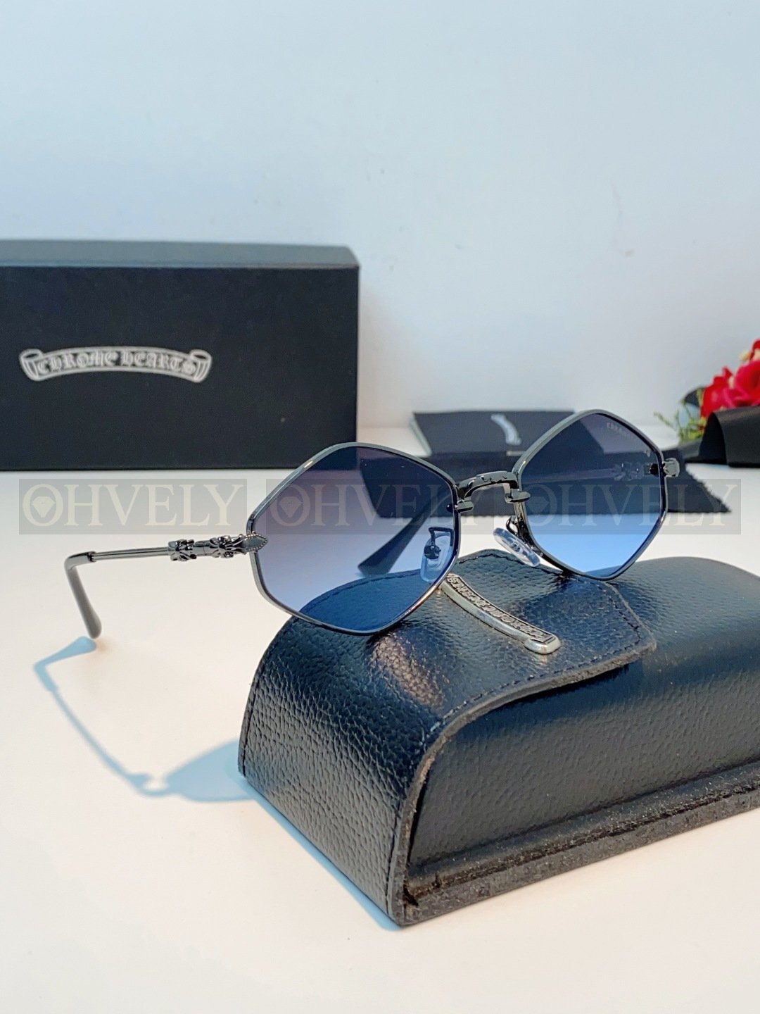 CHROME HEARTS  크롬하츠 다이아몬드 독 선글라스 상품 썸네일