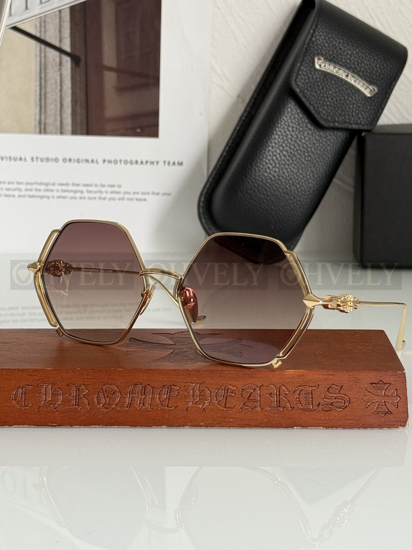 CHROME HEARTS  크롬하츠컨 크림드선글라스 상품 썸네일