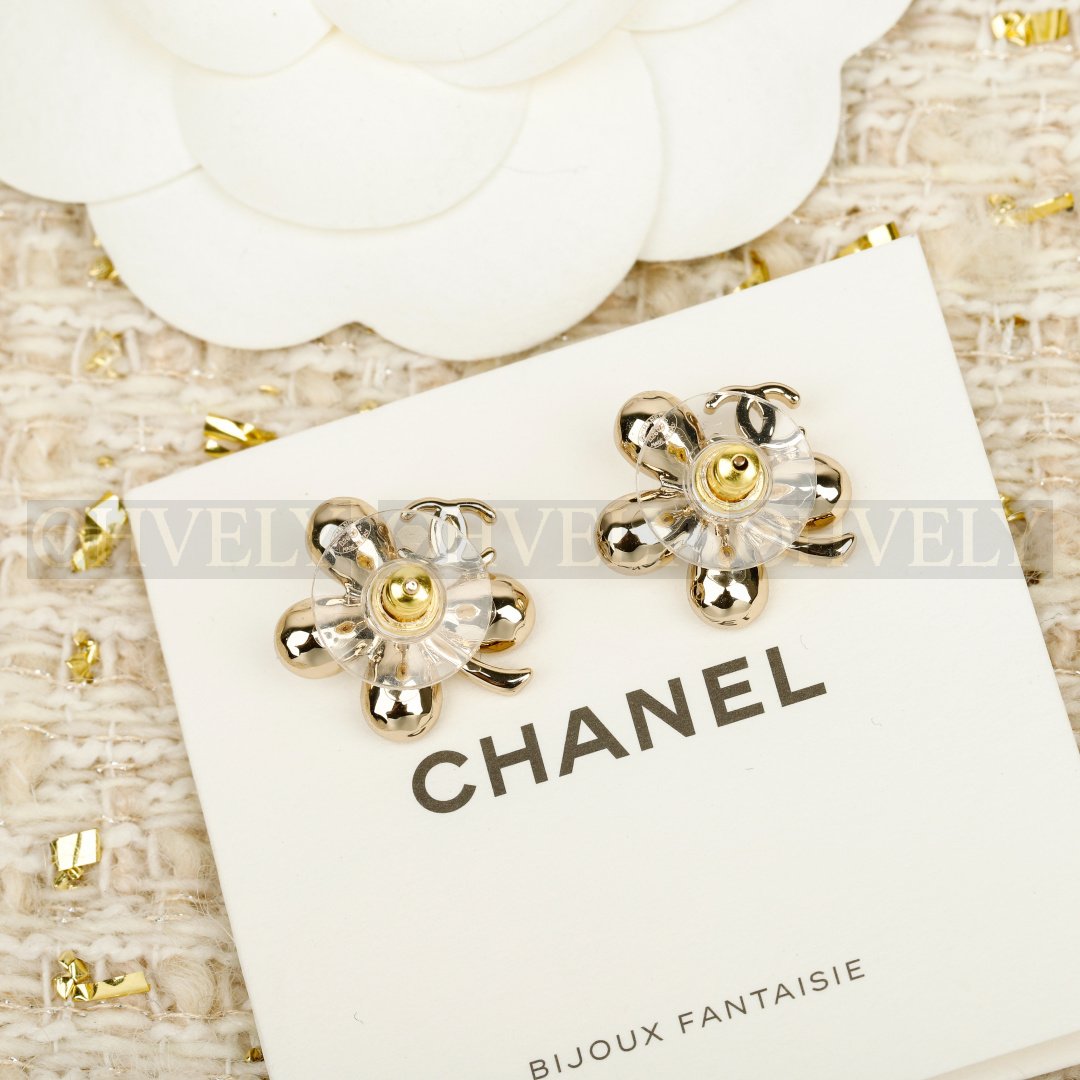 샤넬 CHANEL 코코마크 클로버 스트라스 이어링 상품 썸네일
