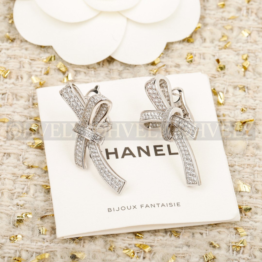 샤넬 CHANEL 뤼반 이어링 (실버) 상품 썸네일