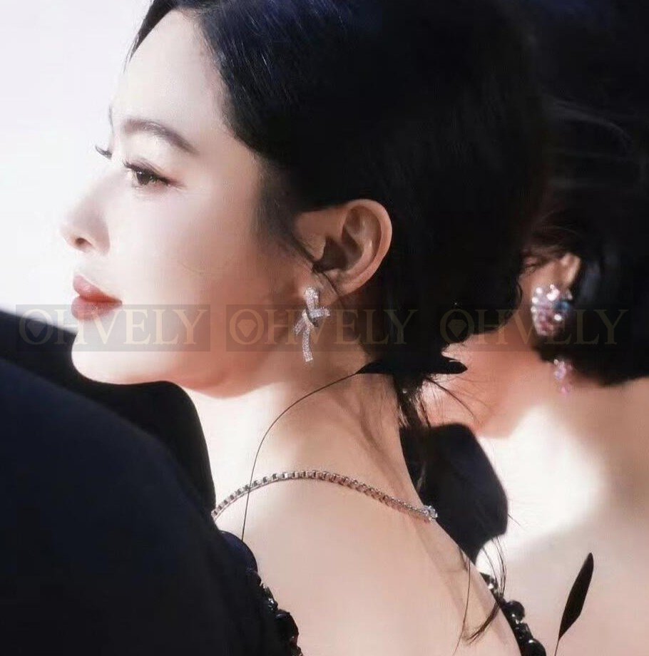 샤넬 CHANEL 뤼반 이어링 (실버) 상품 썸네일