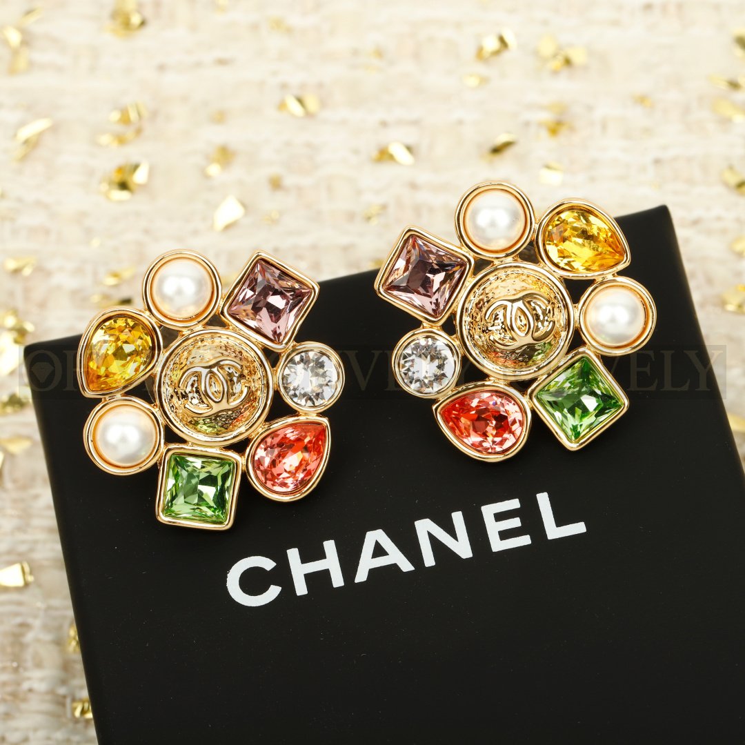 샤넬 CHANEL 멀티 컬러 스톤 이어링 (BIJOUX FANTAISIE 라인) 상품 썸네일