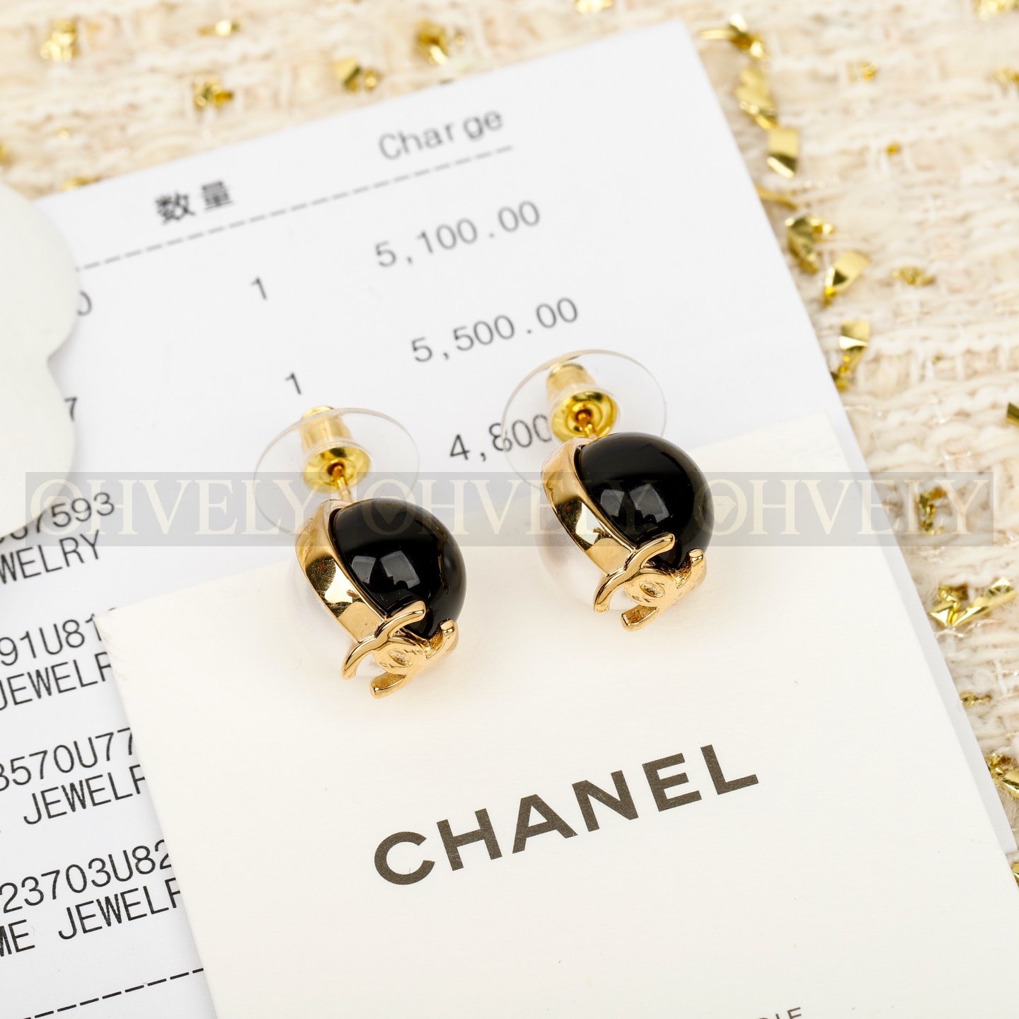 샤넬 CHANEL 바이컬러 레진 후프 이어링 (금장) 상품 썸네일