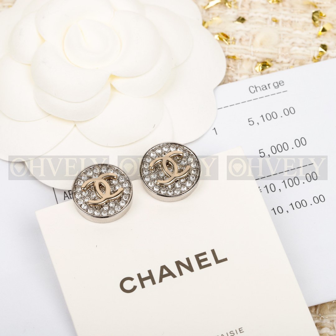 샤넬 CHANEL 크리스탈 파베 라운드 이어링 상품 썸네일