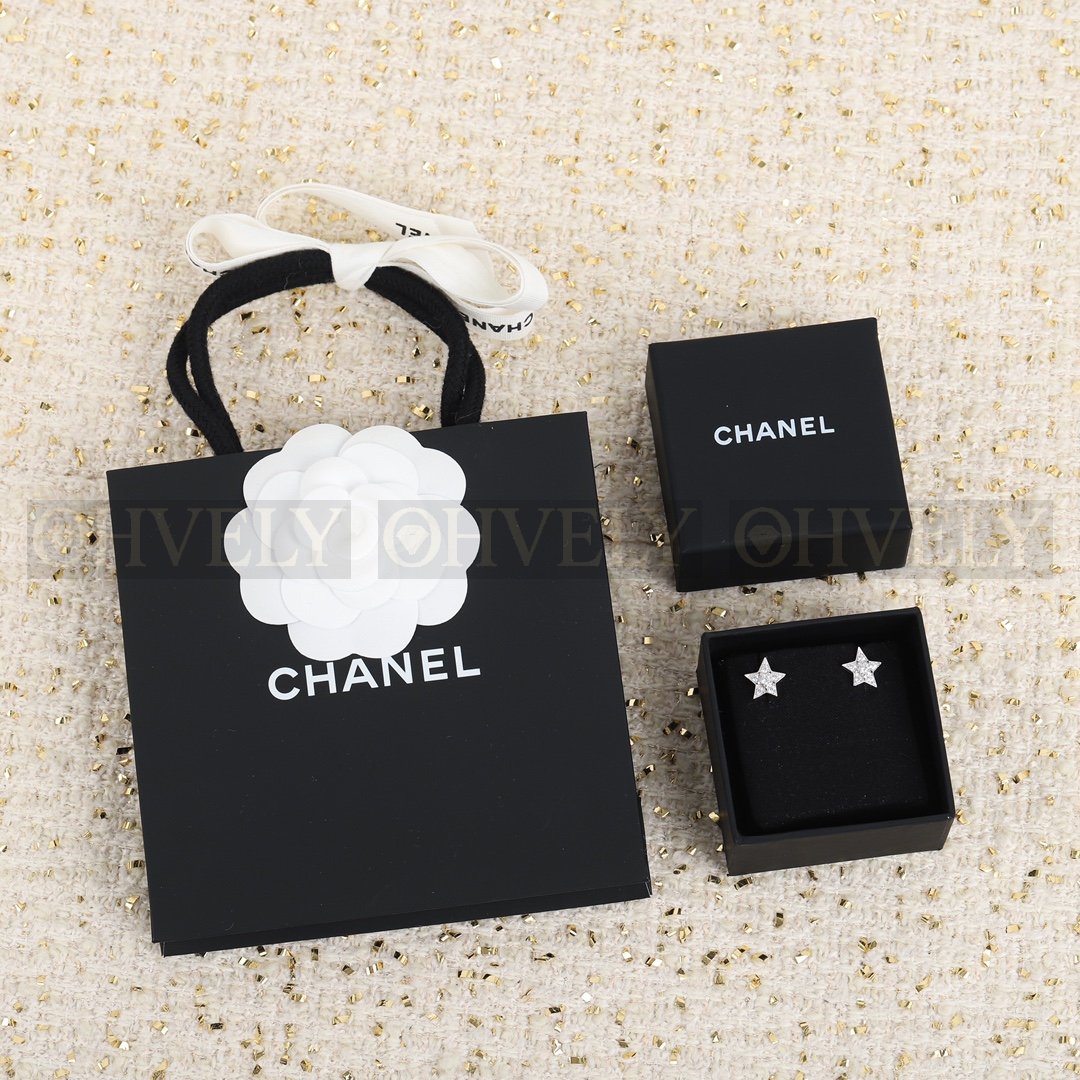 샤넬 CHANEL 코메트 제오드 이어링 (실버) 상품 썸네일