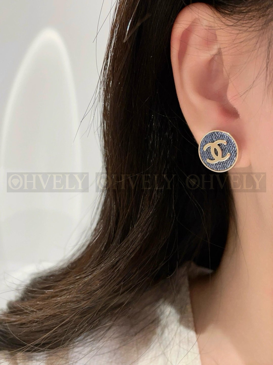 샤넬 CHANEL 데님 CC 로고 스터드 이어링 상품 썸네일