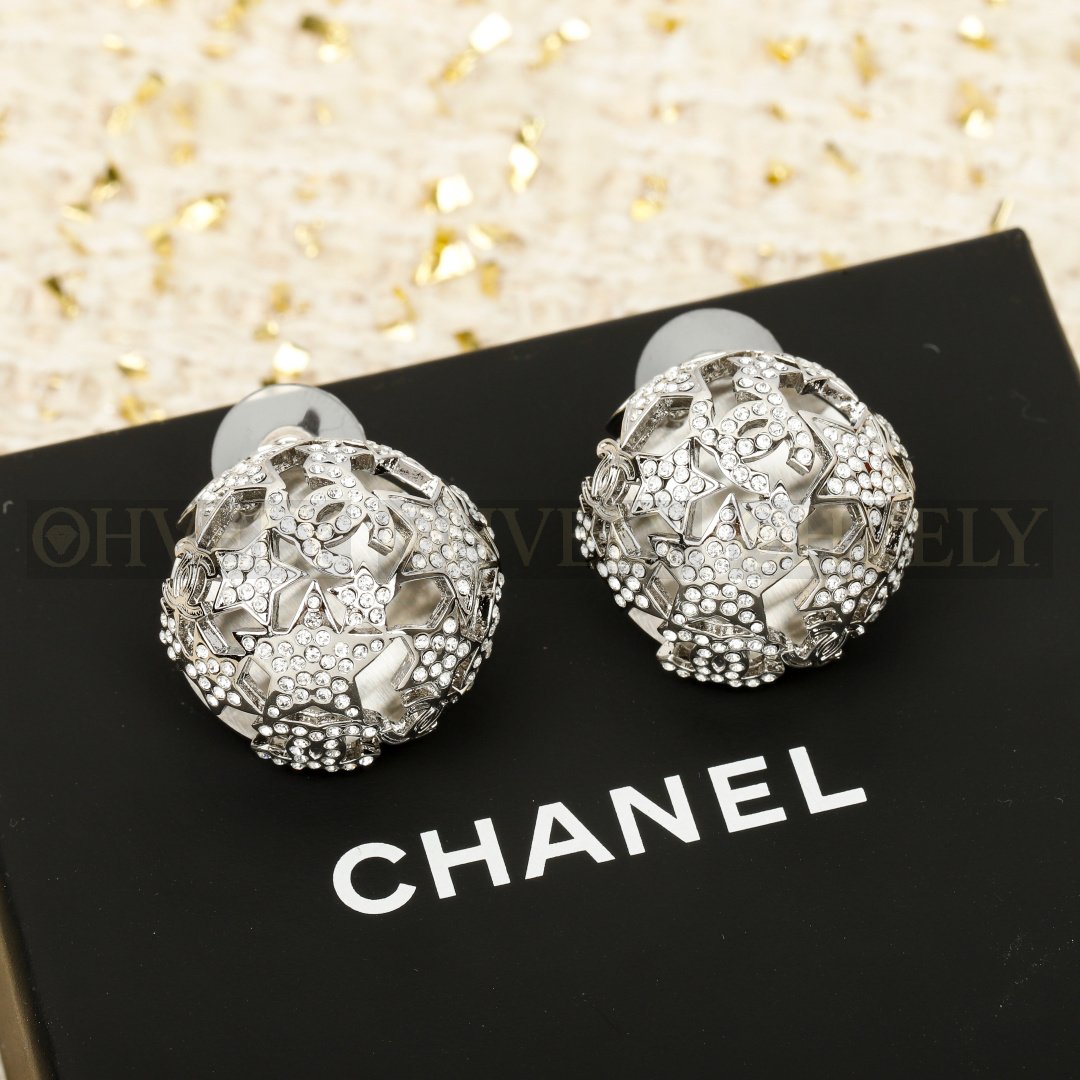샤넬 CHANEL 크리스탈 스타 돔 이어링 상품 썸네일