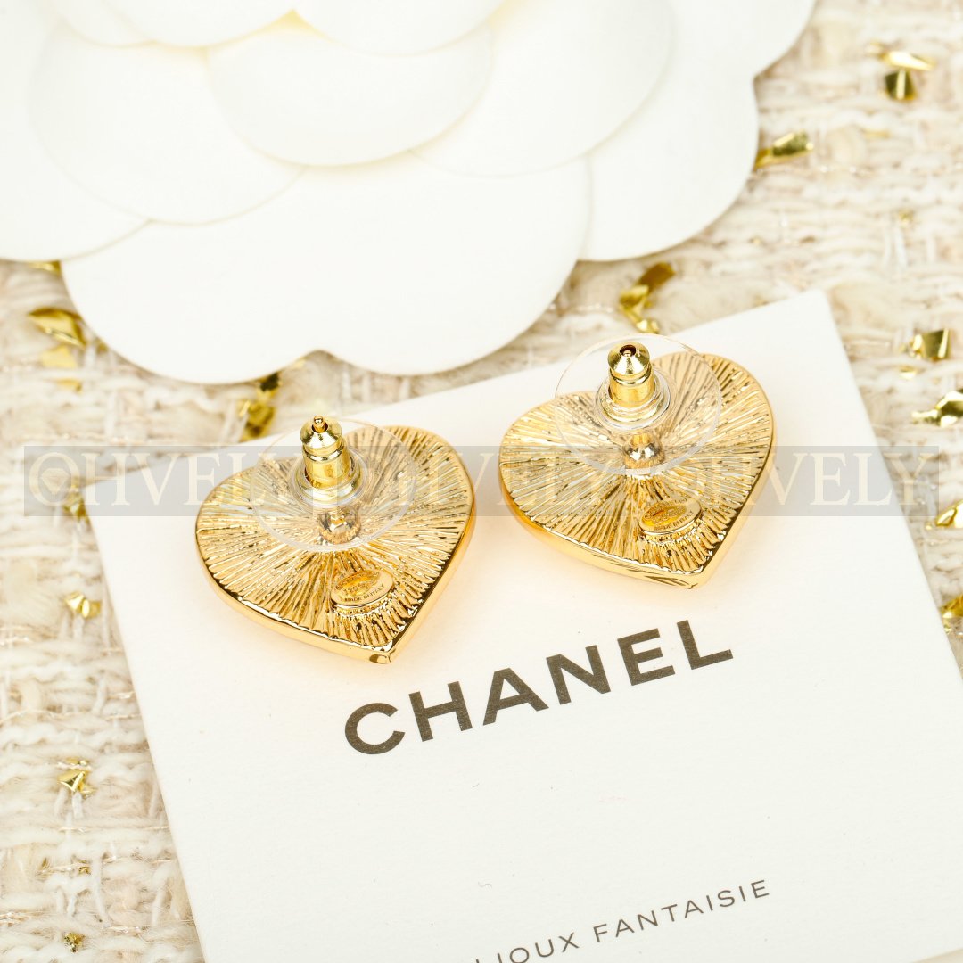 샤넬 CHANEL 크루즈 컬렉션 하트 CC 이어링 (블랙) 상품 썸네일