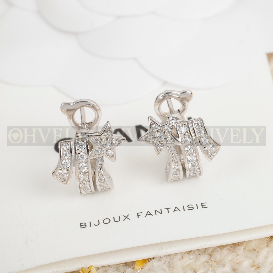 샤넬 CHANEL 에투알 필랑트 CC 이어링 (은판) 상품 썸네일