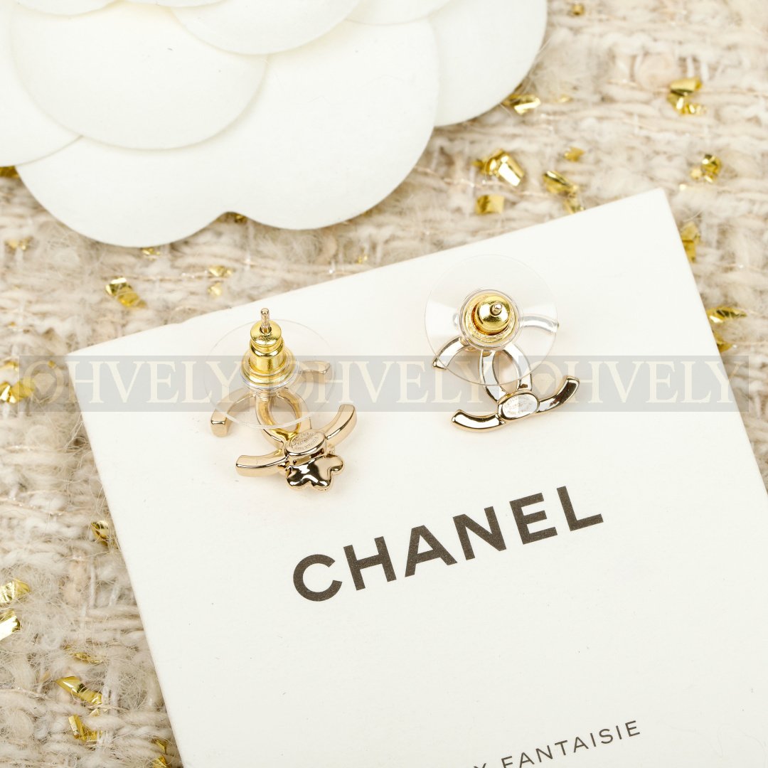 샤넬 CHANEL CC 로고 까멜리아 이어링 상품 썸네일