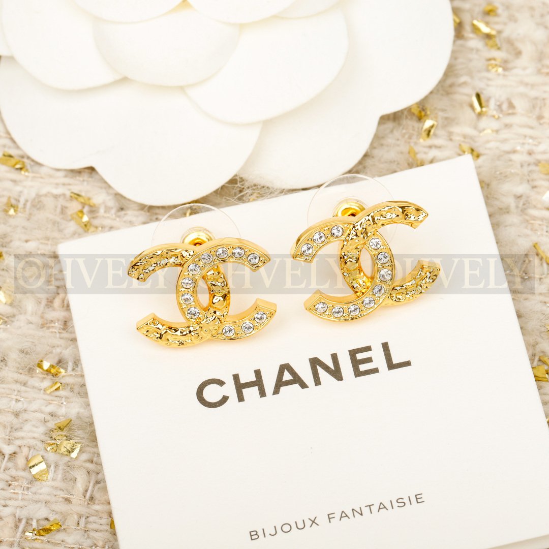 샤넬 CHANEL 해머드 메탈 스트라스 이어링 상품 썸네일