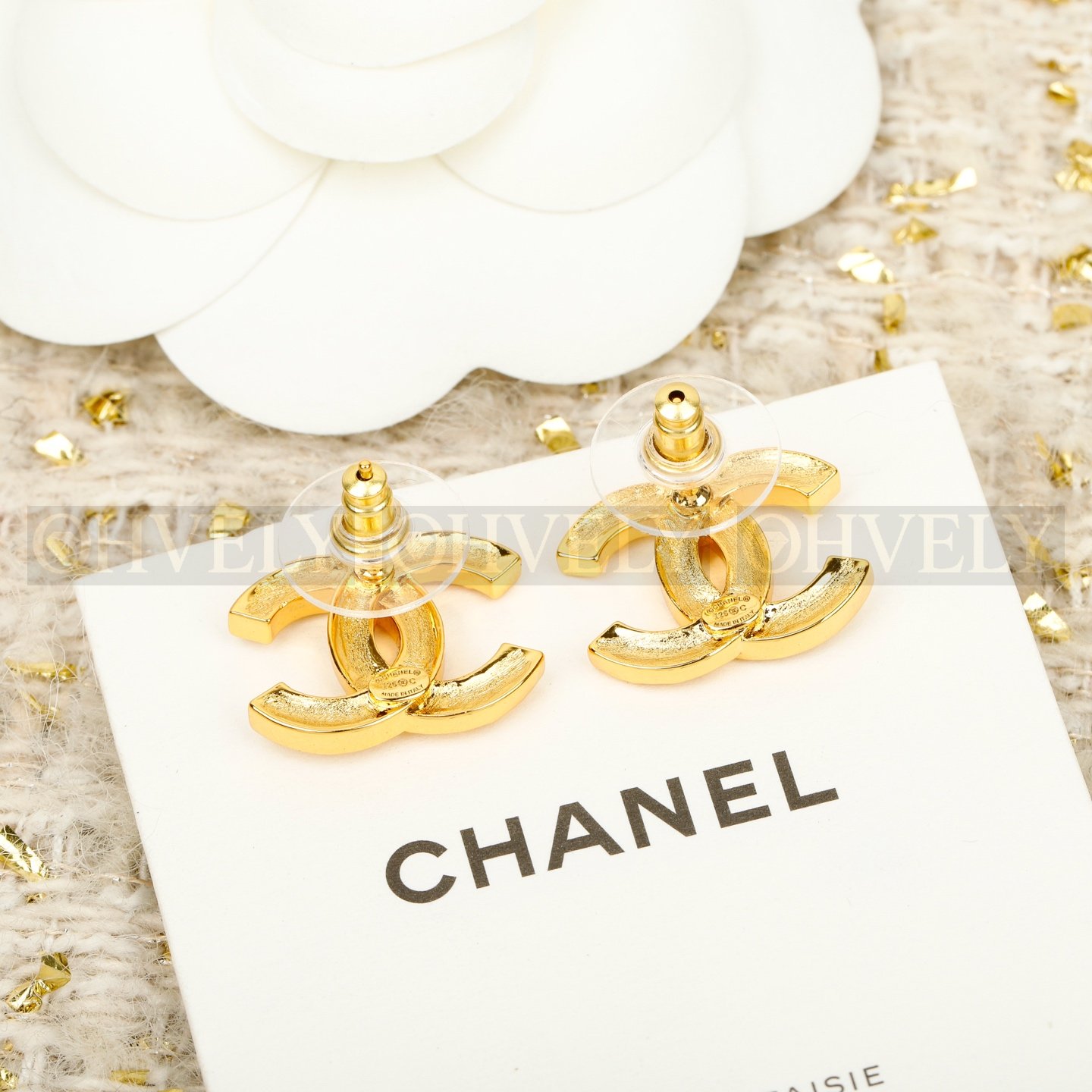 샤넬 CHANEL 해머드 메탈 스트라스 이어링 상품 썸네일