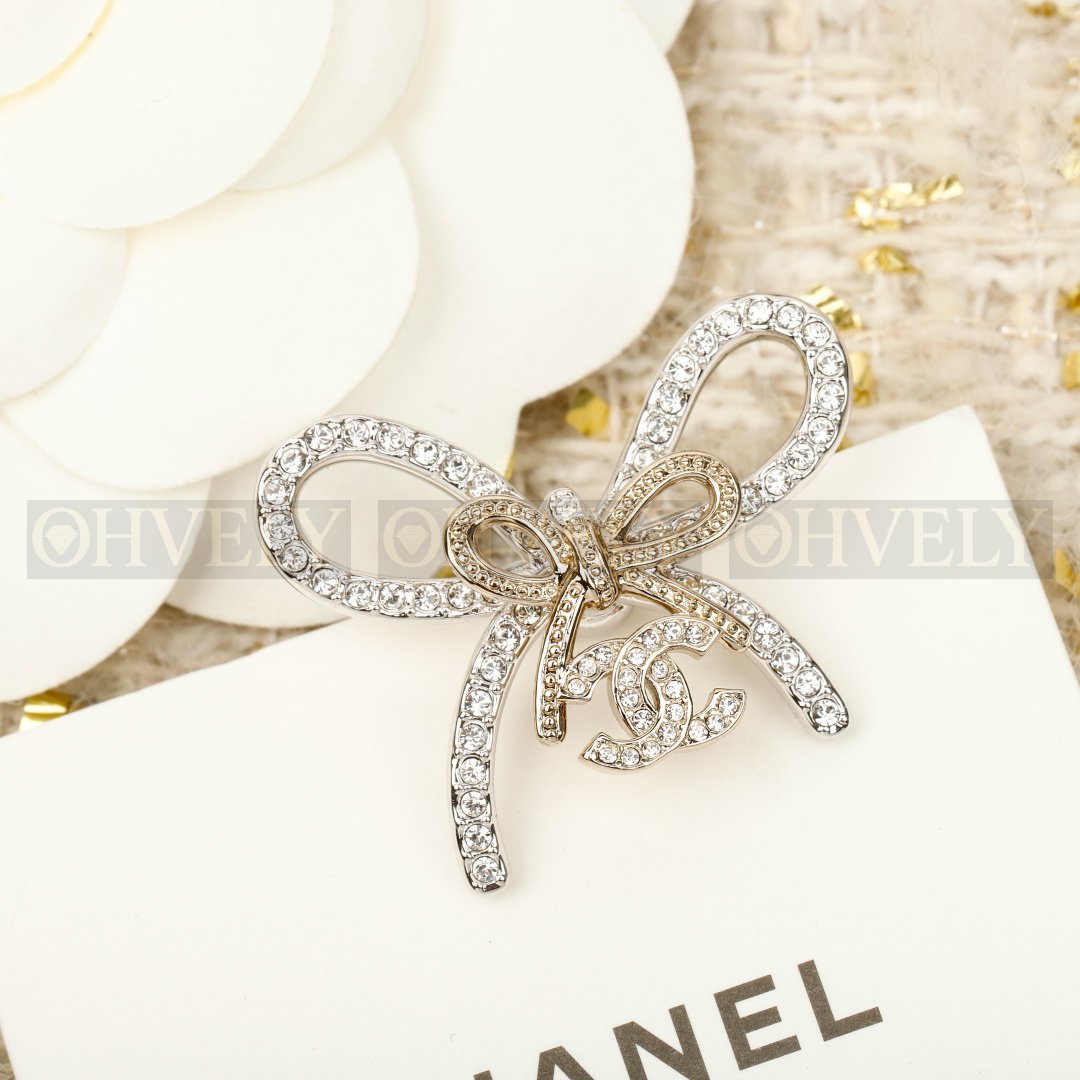 샤넬 CHANEL 리본 스트라스 이어링 상품 썸네일