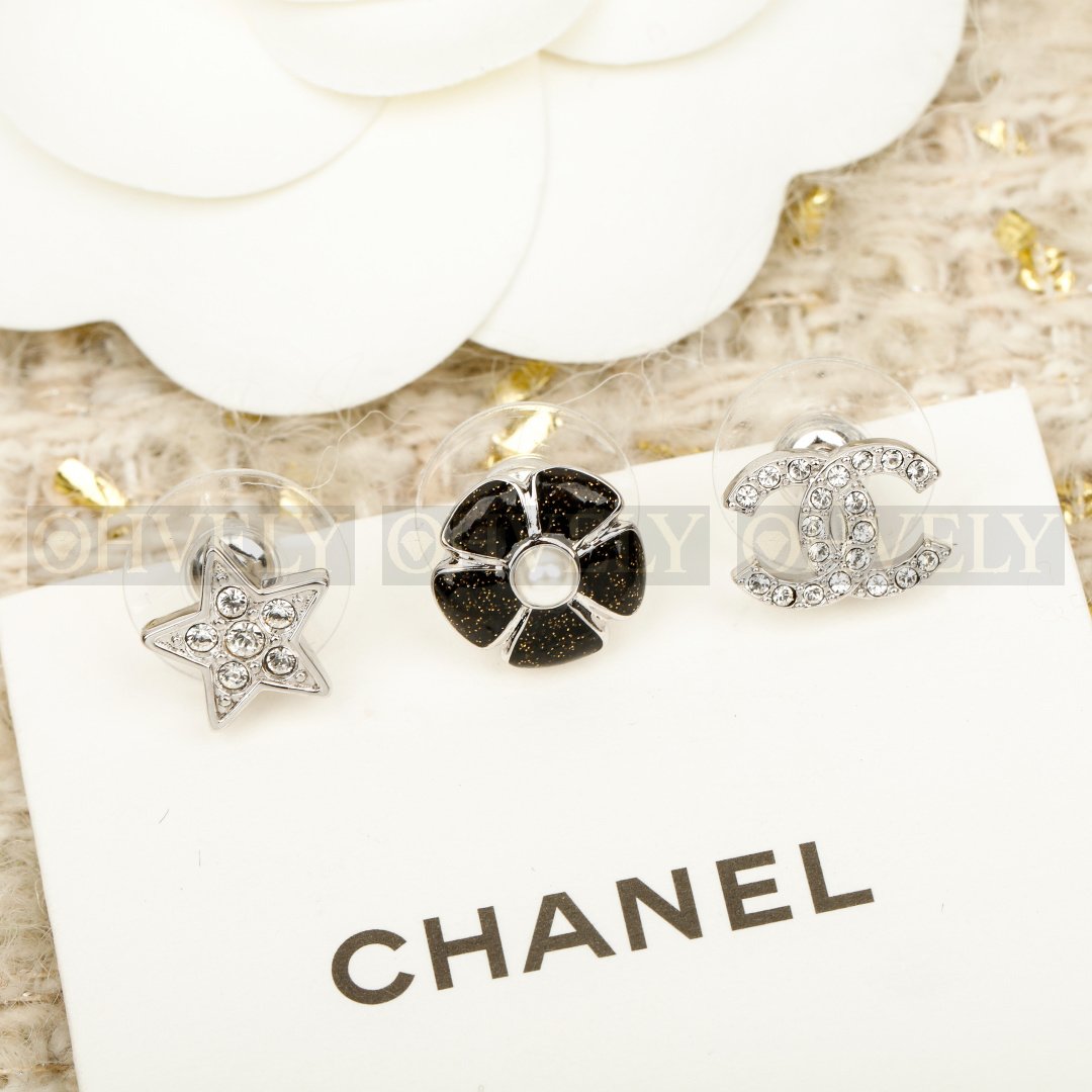 샤넬 CHANEL 크리스탈 스터드 이어링 세트 (블랙) 상품 썸네일