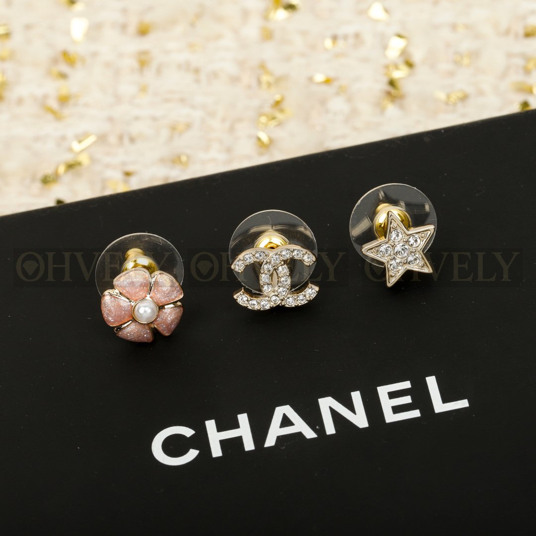 샤넬 CHANEL 크리스탈 스터드 이어링 세트 (핑크) 상품 썸네일