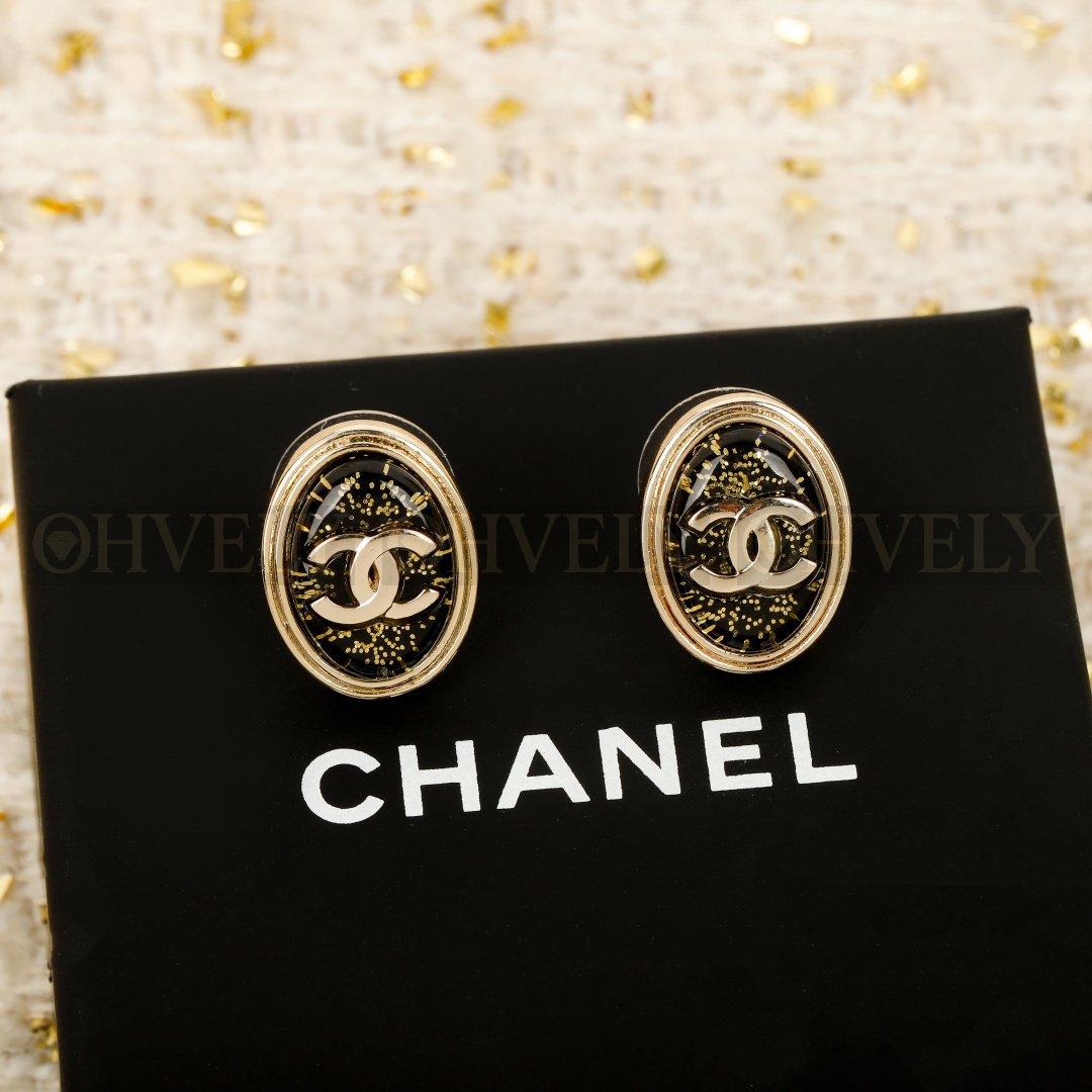 샤넬 CHANEL 글리터 CC 로고 오벌 이어링 상품 썸네일