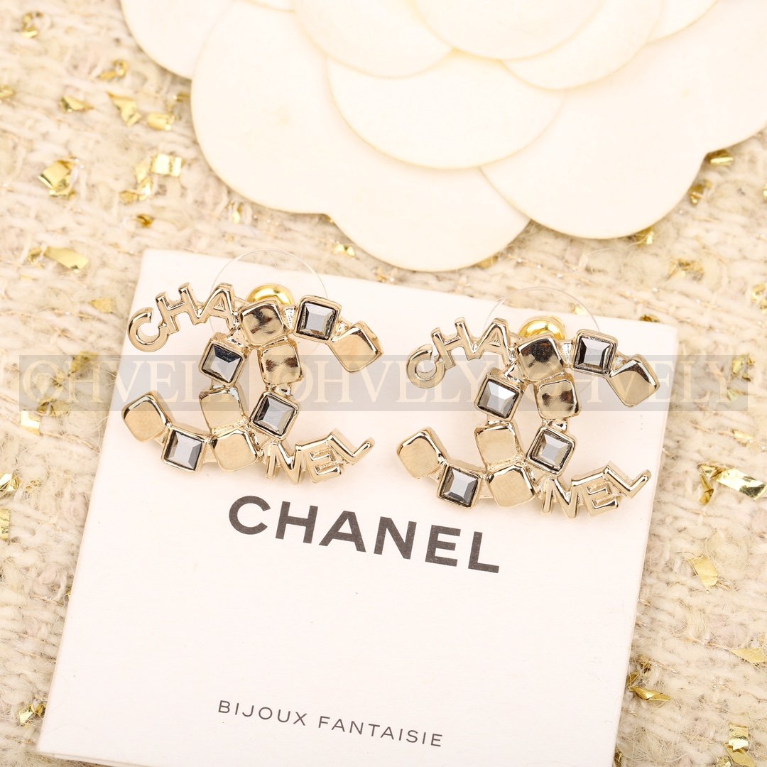 샤넬 CHANEL CC 로고 스톤 & 레터링 이어링 상품 썸네일