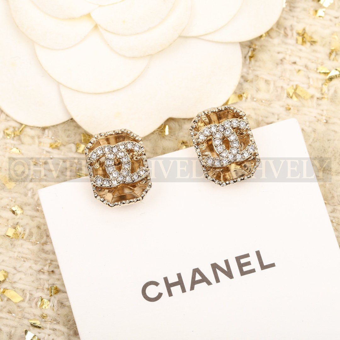 샤넬 CHANEL 해머드 메탈 스트라스 이어링 상품 썸네일