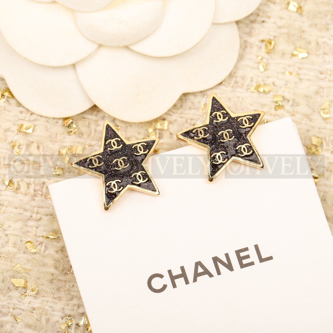 샤넬 CHANEL 스타 CC로고 이어링 블랙 & 골드 상품 썸네일