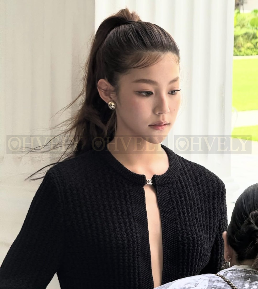 샤넬 CHANEL CC 로고 메탈 스트라스 돔 상품 썸네일