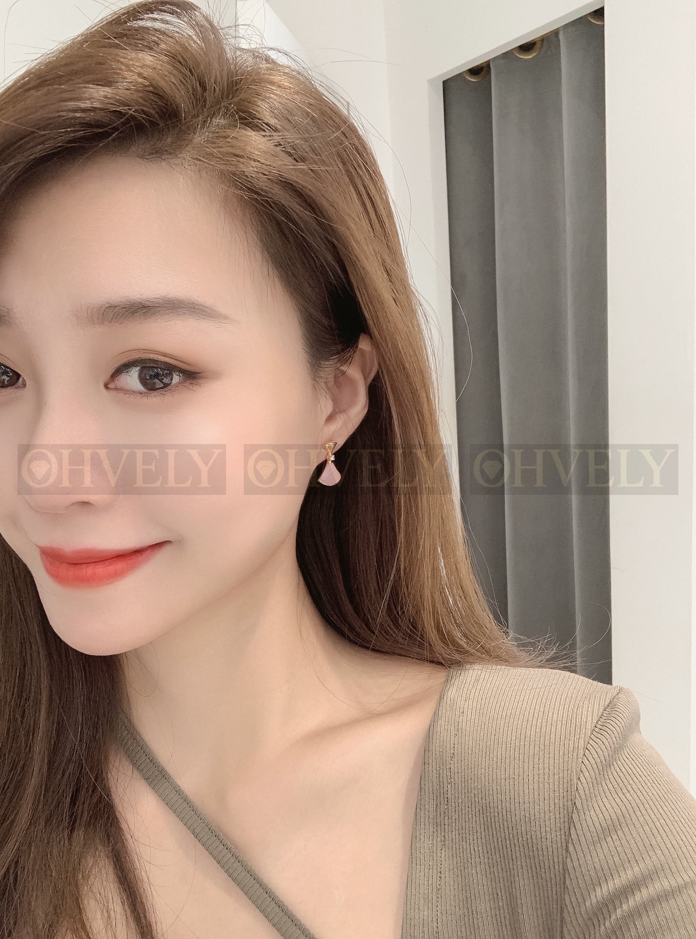 불가리 BVLGARI 디바스 드림 이어링 (V금장/핑크) 상품 썸네일