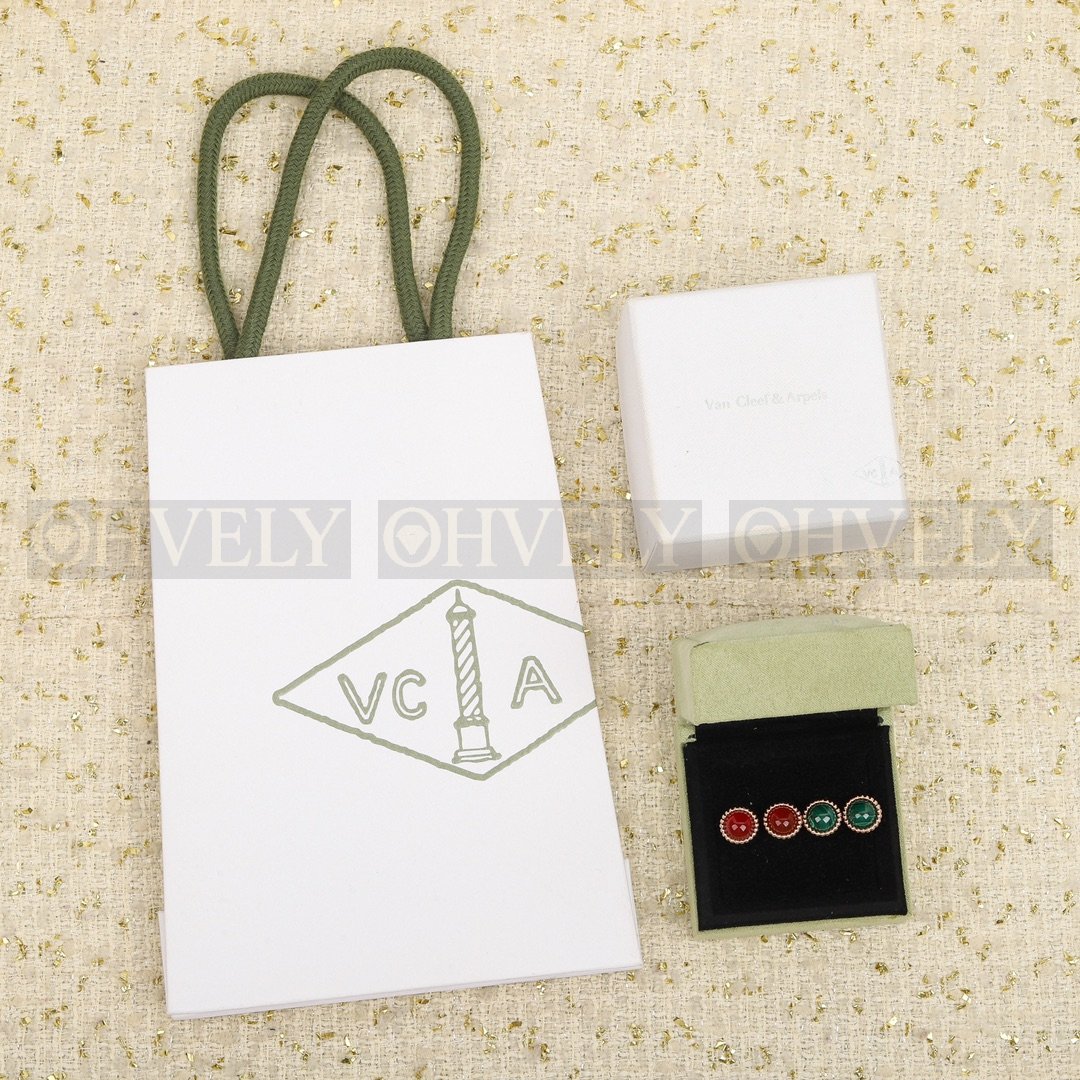 반클리프 아펠 Van Cleef & Arpels 뻬를리 꿀뢰르 이어링 말라카이트 (그린) 상품 썸네일