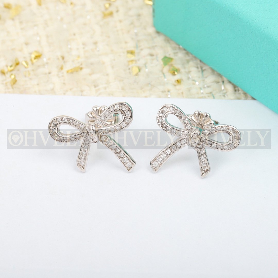 티파니앤코 Tiffany & Co. 보우(Bow) 이어링 상품 썸네일