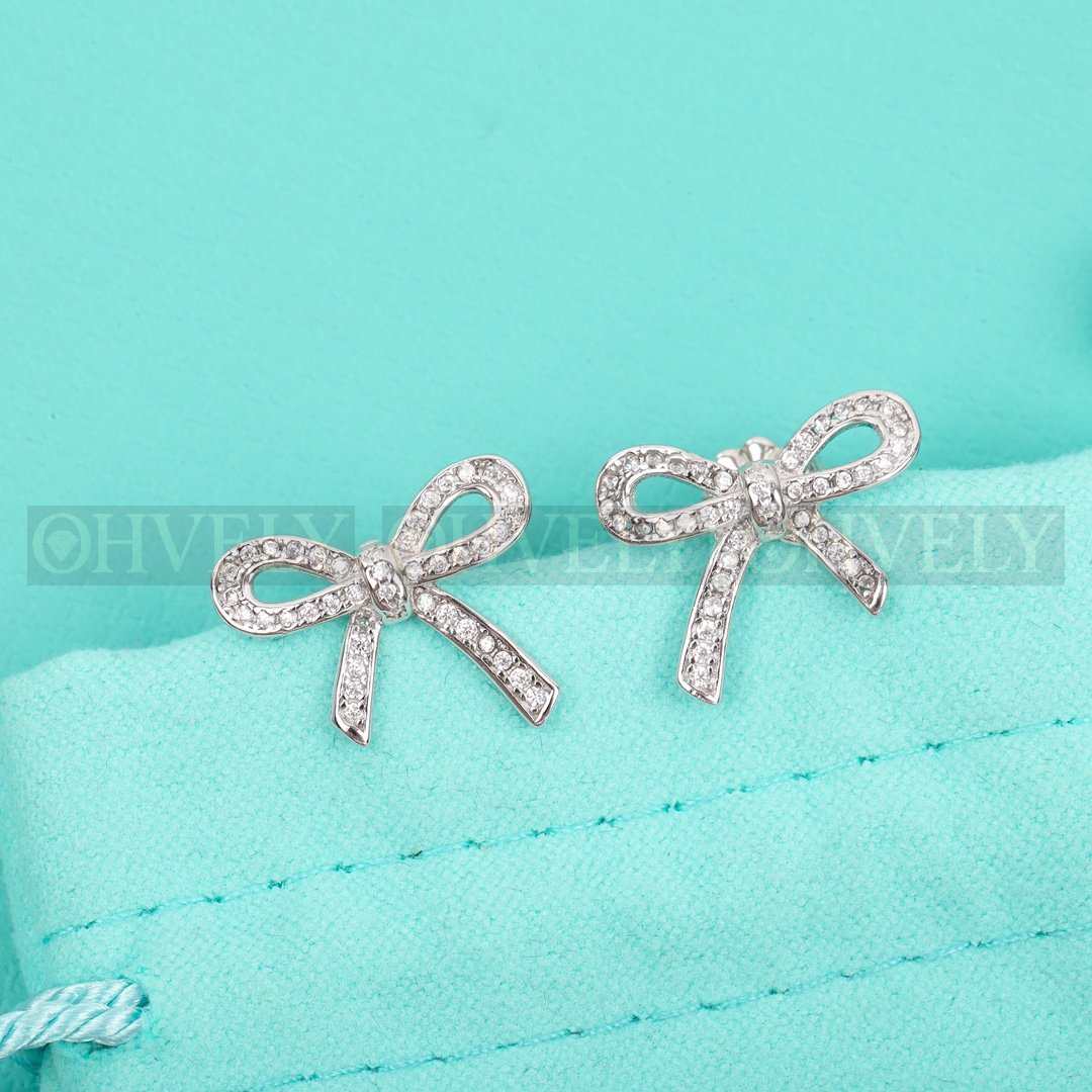 티파니앤코 Tiffany & Co. 보우(Bow) 이어링 상품 썸네일