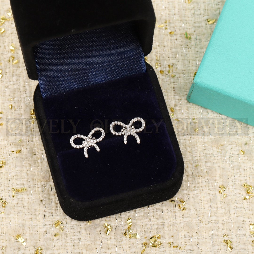 티파니앤코 Tiffany & Co. 보우(Bow) 이어링 상품 썸네일
