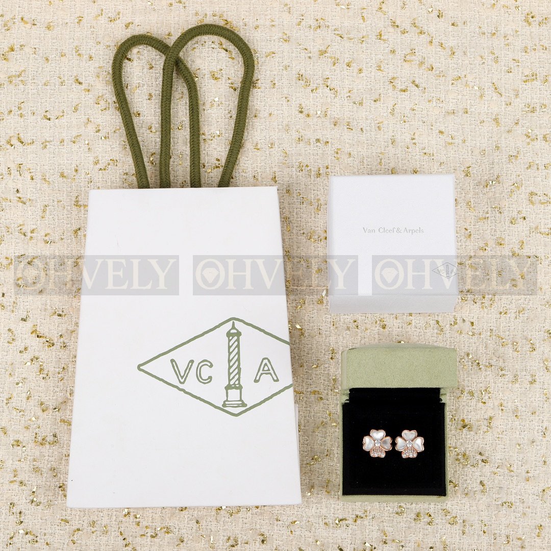 반클리프 아펠 Van Cleef & Arpels 코스모스 진주 이어링 상품 썸네일
