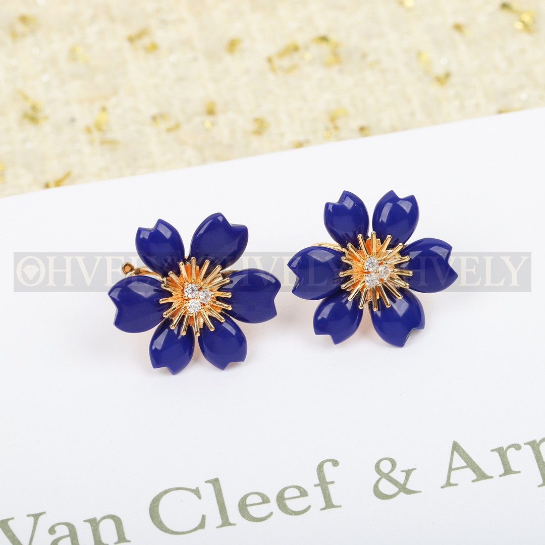 반클리프 아펠 Van Cleef & Arpels 로즈 드 노엘 이어링 미니 모델 ( 화이트, 블루 ) 상품 썸네일