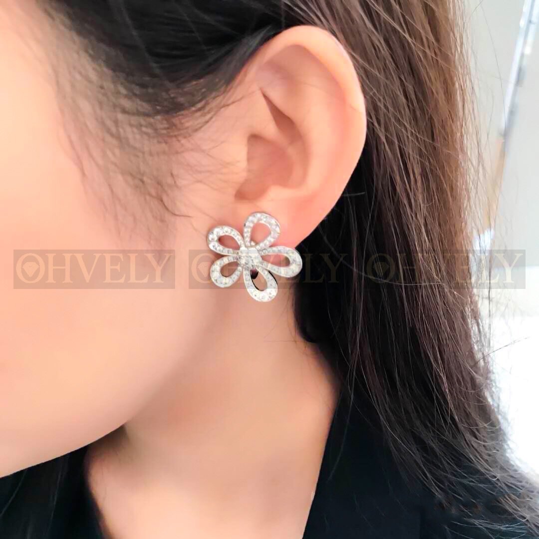 반클리프 아펠 Van Cleef & Arpels 플라워레이스(Flowerlace) 이어링 상품 썸네일