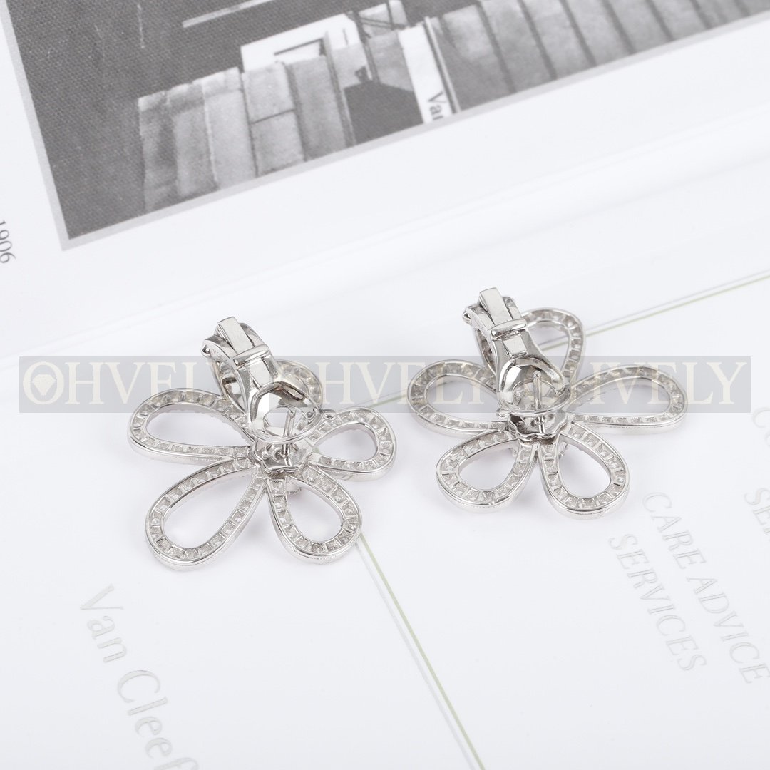 반클리프 아펠 Van Cleef & Arpels 플라워레이스(Flowerlace) 이어링 상품 썸네일