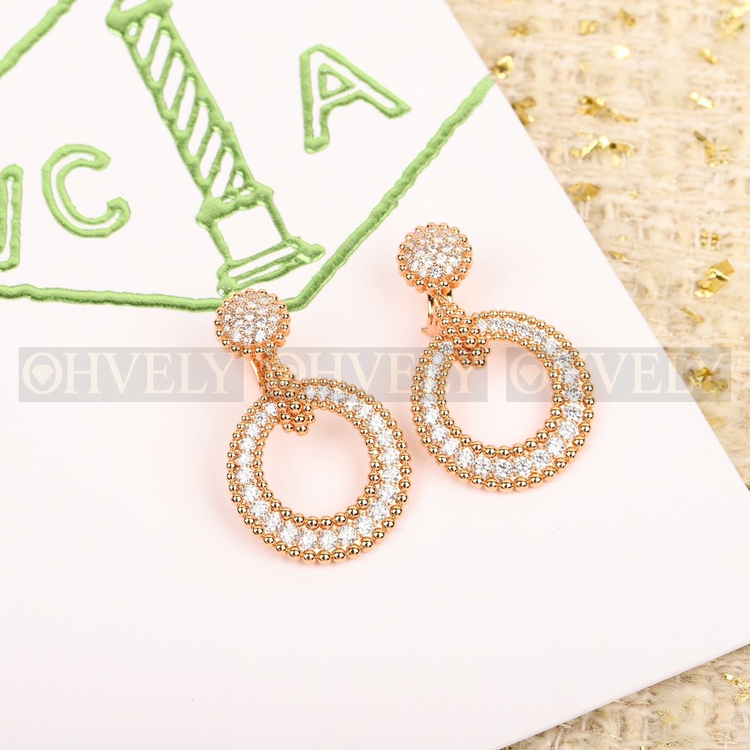 반클리프 아펠 Van Cleef & Arpels 뻬를리 다이아몬드 이어링 ( 실버, 골드, 로즈골드 ) 상품 썸네일