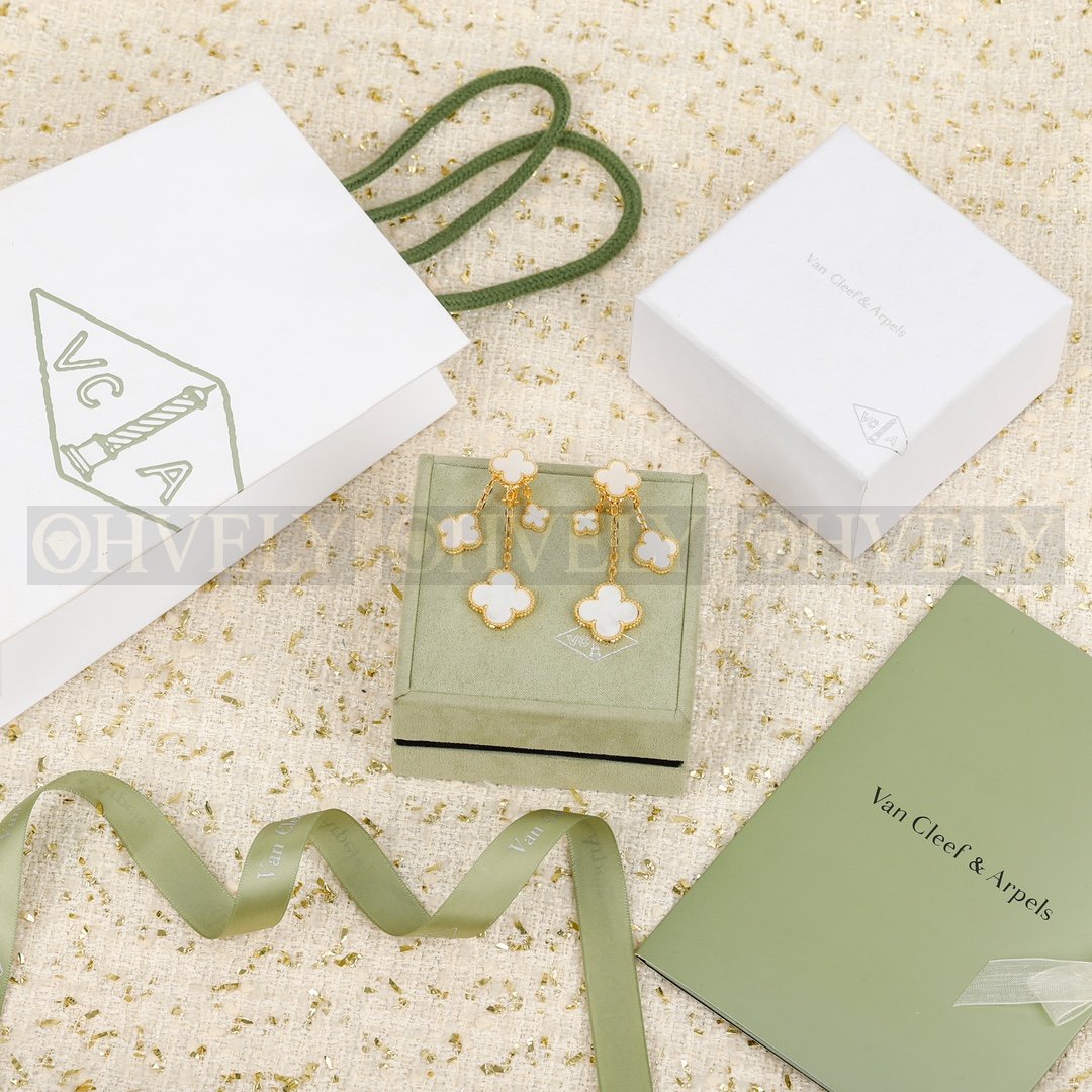반클리프 아펠 Van Cleef & Arpels 매직 알함브라 이어링 상품 썸네일