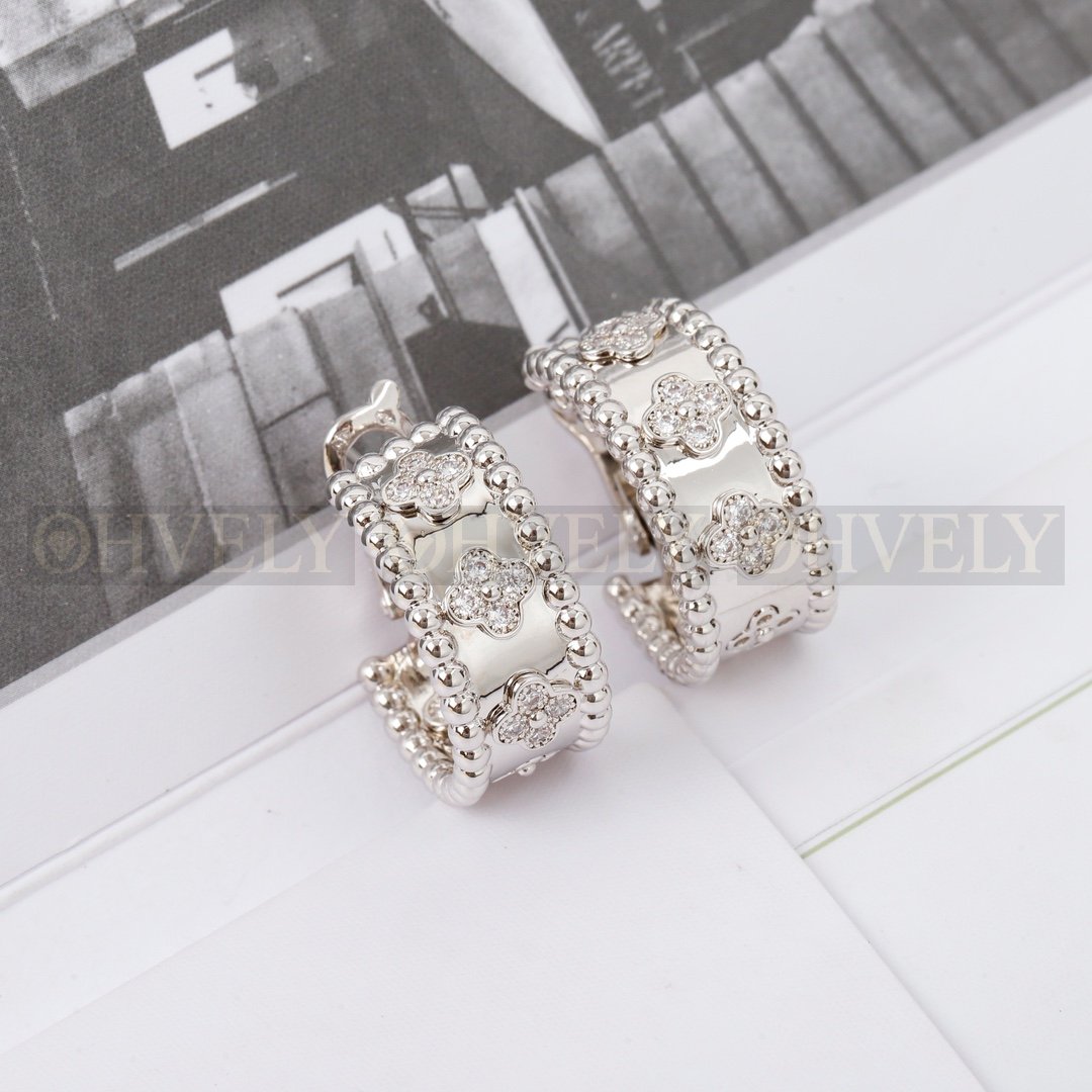 반클리프 아펠 Van Cleef & Arpels 뻬를리(Perlée) 스위트 클로버 이어링 ( 실버, 로즈골드 )