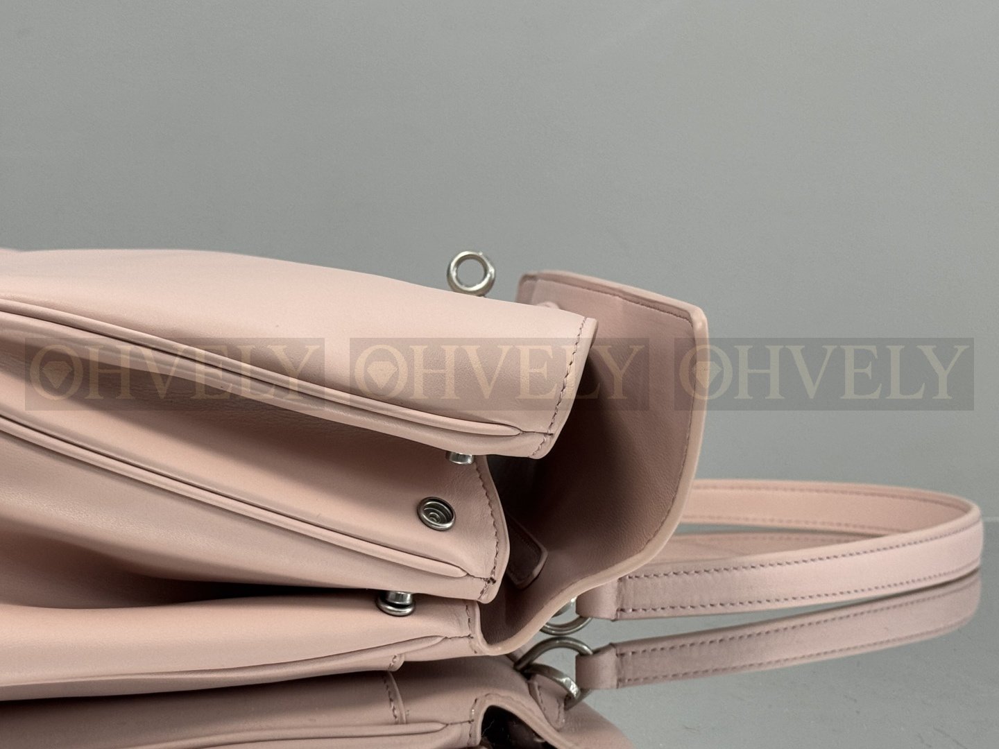 Balenciaga Rodeo 미디움백(핑크) 상품 썸네일