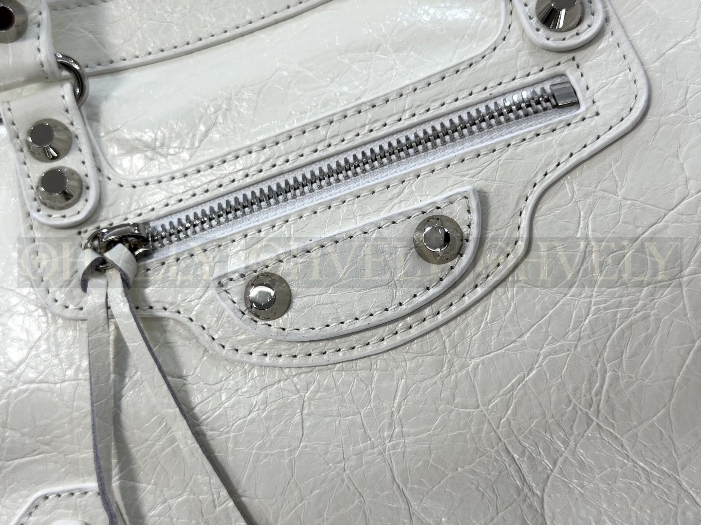 Balenciaga Le city 스몰백(화이트)실버버클 상품 썸네일