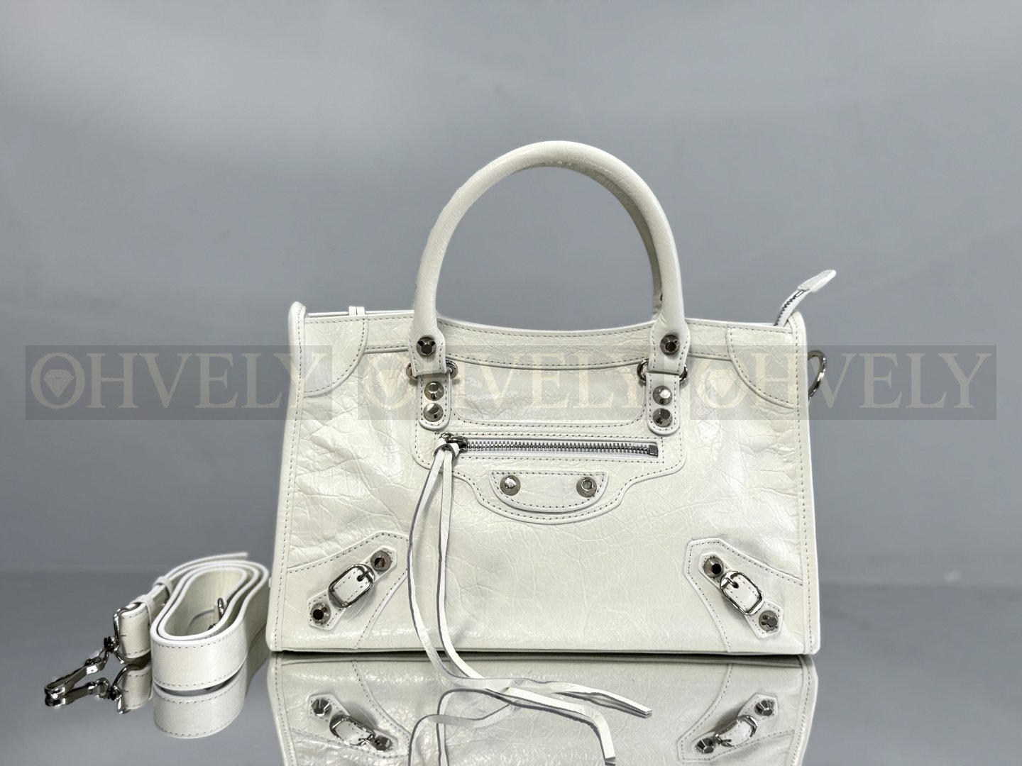 Balenciaga Le city 스몰백(화이트)실버버클