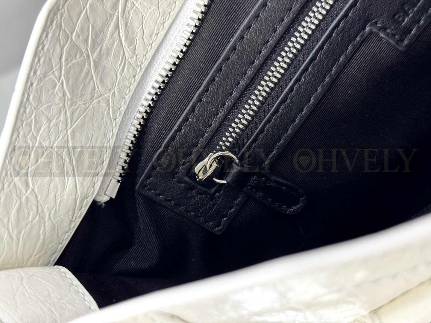 Balenciaga Le city 미디엄백(화이트)실버버클 상품 썸네일