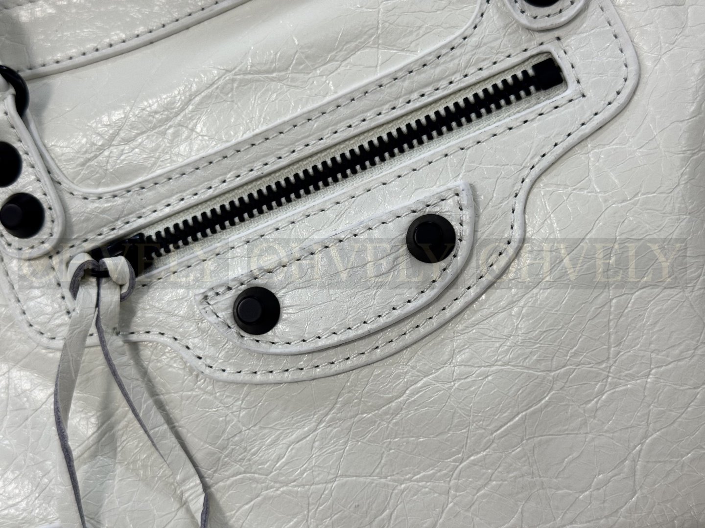 Balenciaga Le city 미디엄백(화이트)블랙버클 상품 썸네일