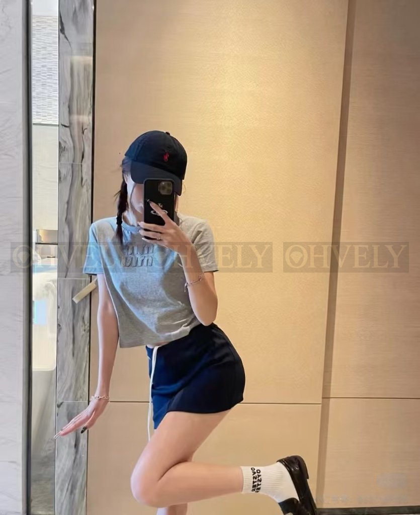【 ZP버전 】miumiu 로고 엠보싱 코튼 저지 티셔츠(그레이) 상품 썸네일