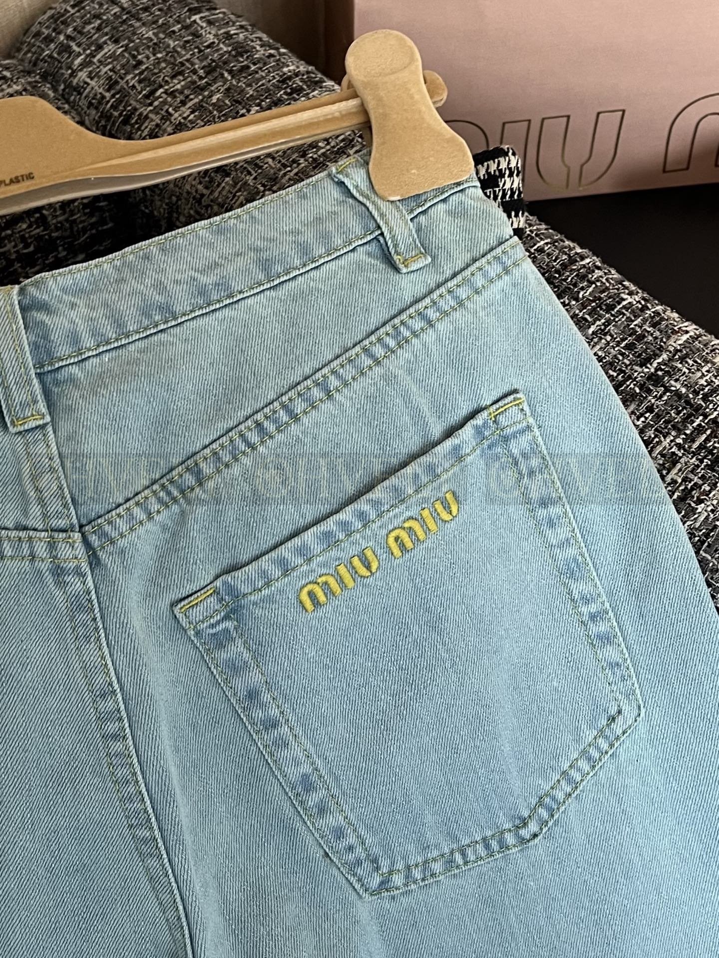 【 ZP버전 】miumiu 26ss 데님 진 상품 썸네일