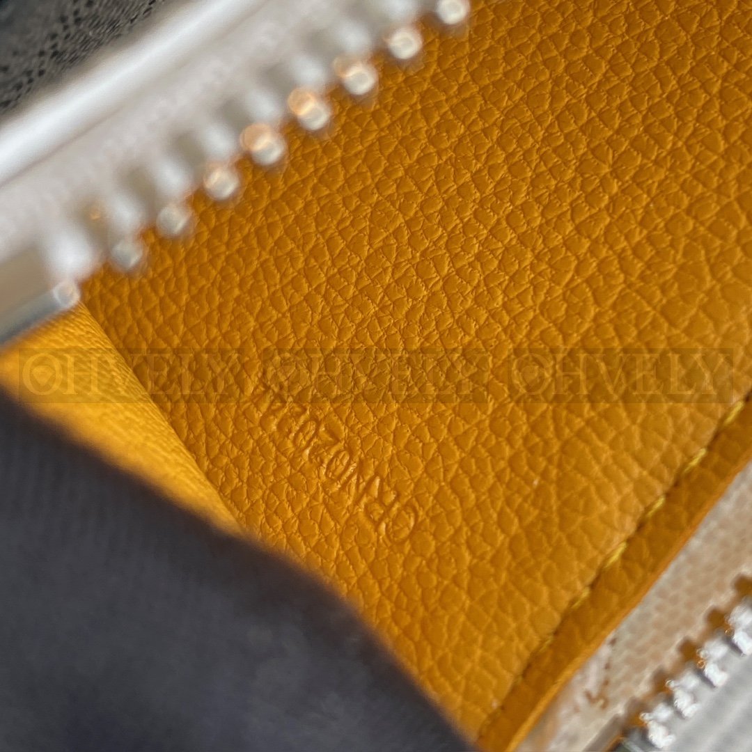 GOYARD 고야드 마티뇽 카드 홀더 화이트 상품 썸네일