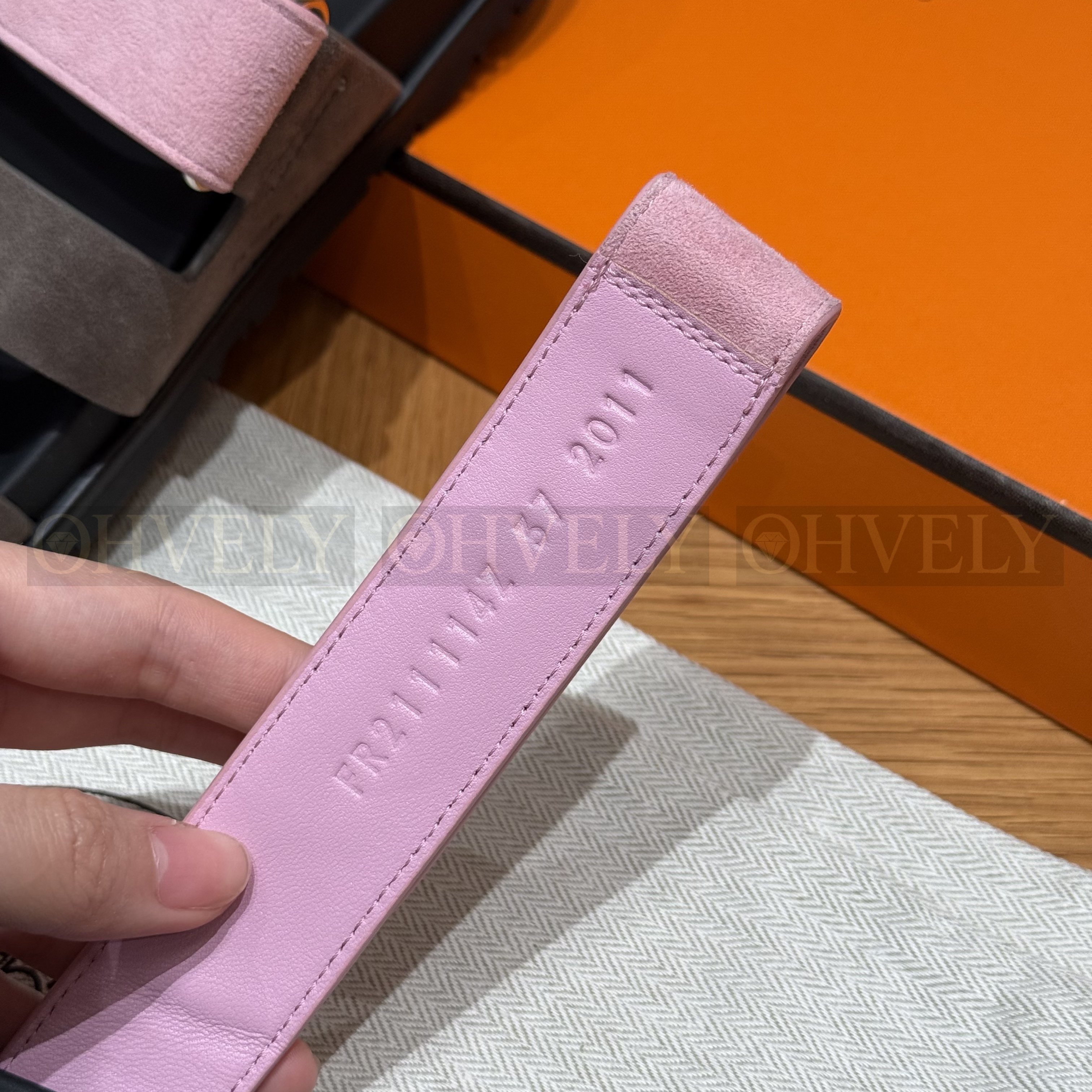 HERMÈS 에르메스 칩레 샌들 샤무아 카프스킨 & 블랙 로버 솔 (Terre Cuite&Brown) 상품 썸네일
