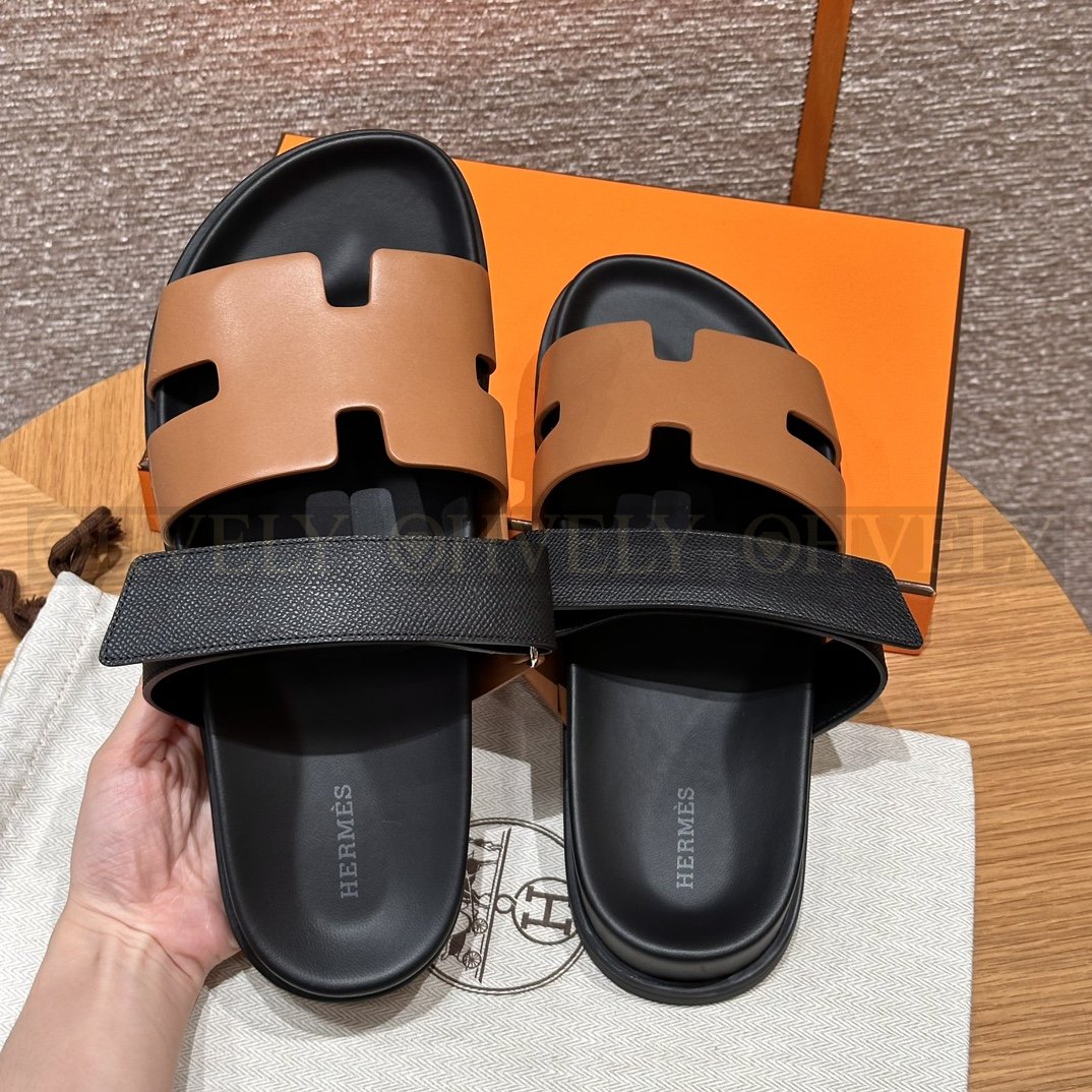 HERMÈS 에르메스 칩레 샌들 박스 카프스킨 & 블랙 로버 솔 (네츄럴/ 블랙) 상품 썸네일